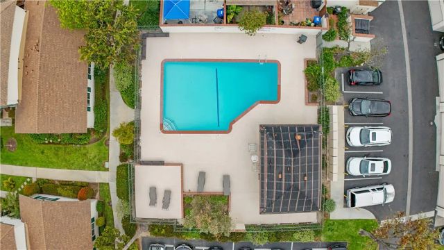 1651 237 Street C, Harbor City, CA 90710