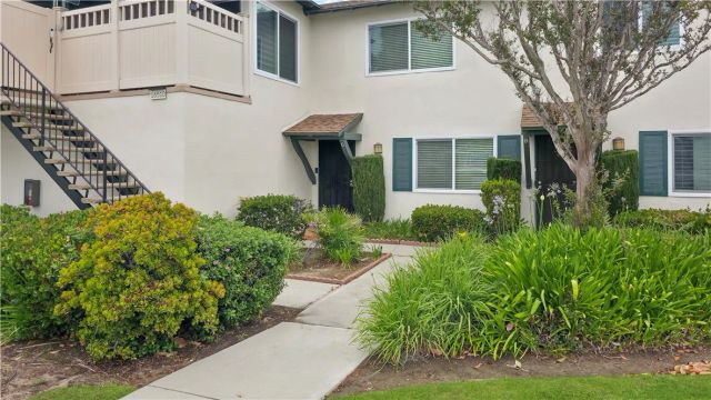 1651 237 Street C, Harbor City, CA 90710