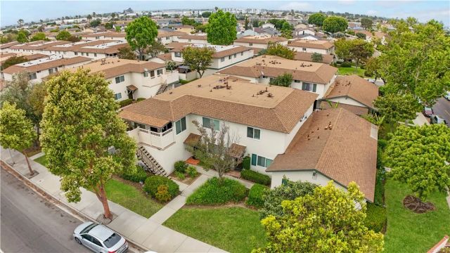1651 237 Street C, Harbor City, CA 90710