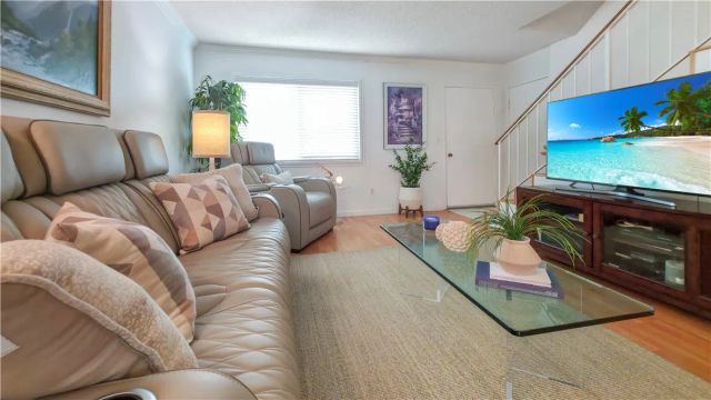 1651 237 Street C, Harbor City, CA 90710