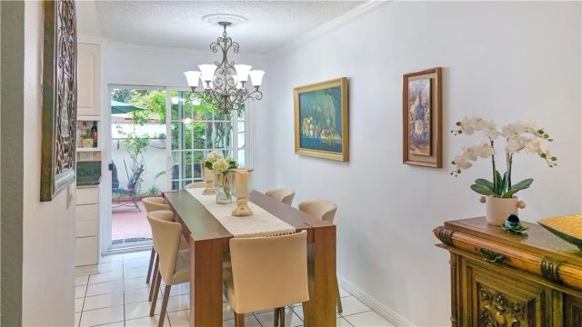 1651 237 Street C, Harbor City, CA 90710