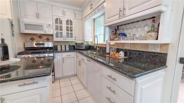 1651 237 Street C, Harbor City, CA 90710