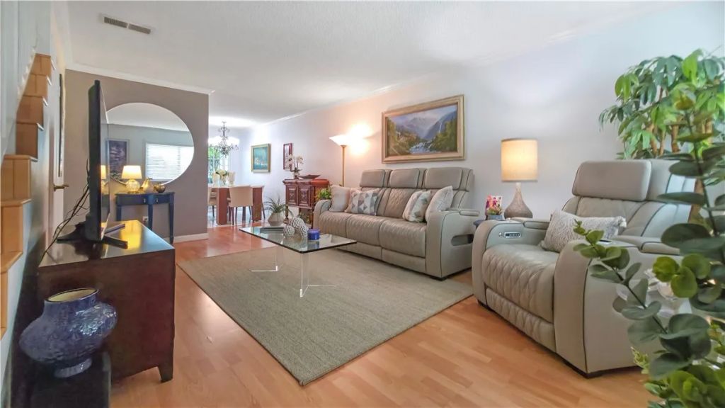 1651 237 Street C, Harbor City, CA 90710