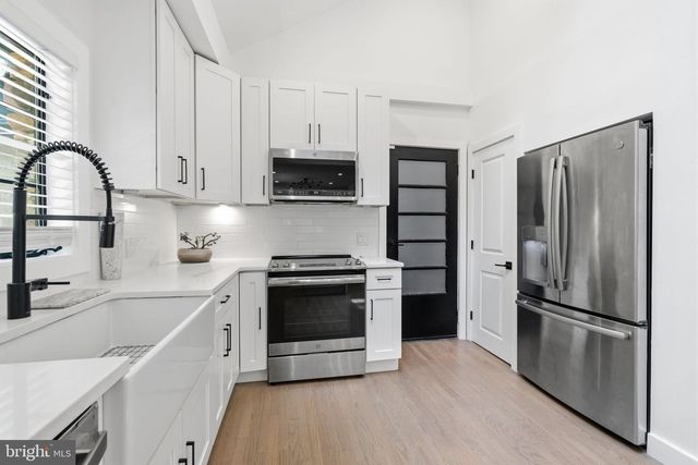 2030 WILLOW BROOK DR, Huntingdon Valley, PA 19006