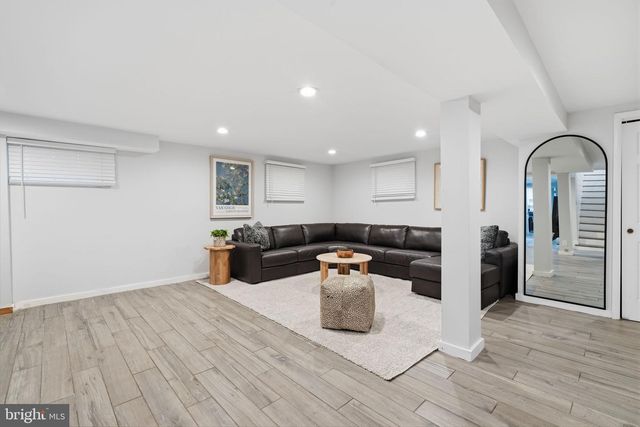 2030 WILLOW BROOK DR, Huntingdon Valley, PA 19006