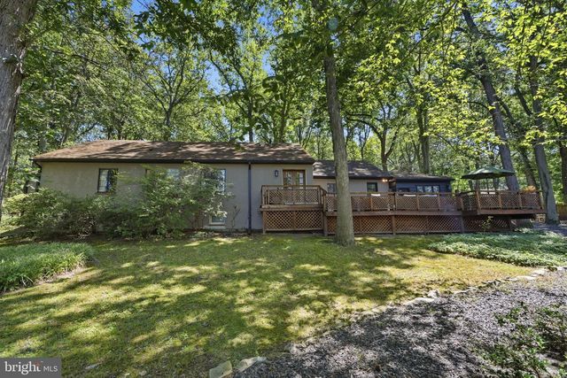 2030 WILLOW BROOK DR, Huntingdon Valley, PA 19006