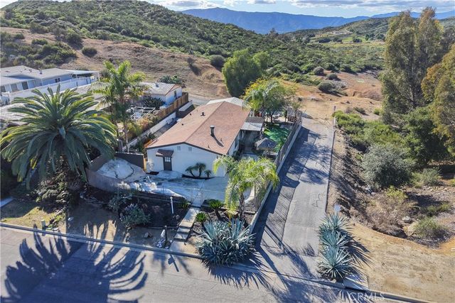 33671 The Farm, Wildomar, CA 92595