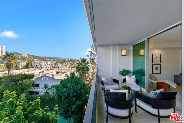 1100 Alta Loma Road 803, West Hollywood, CA 90069