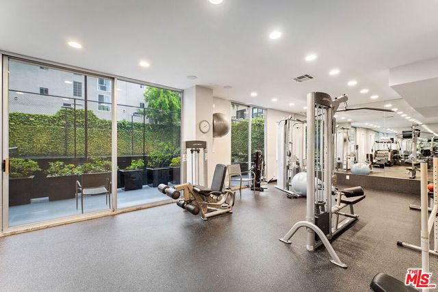 1100 Alta Loma Road 803, West Hollywood, CA 90069