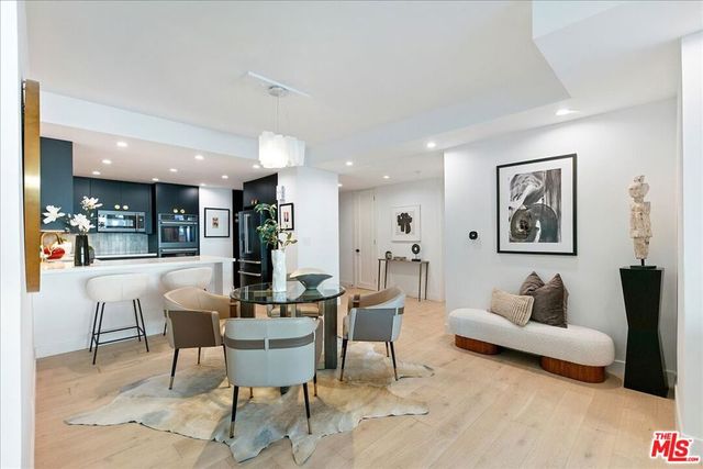 1100 Alta Loma Road 803, West Hollywood, CA 90069