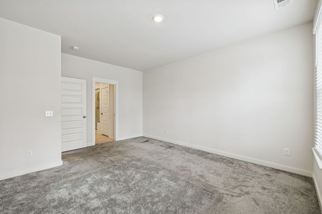 551 Ballard Dr, White House, TN 37188