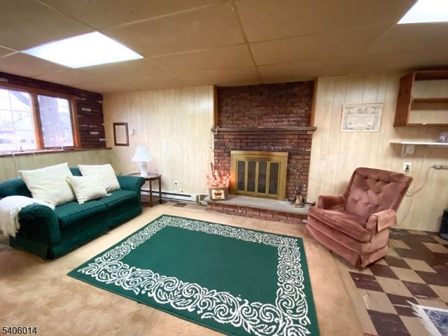 14 Pine St, Edison Twp., NJ 08817