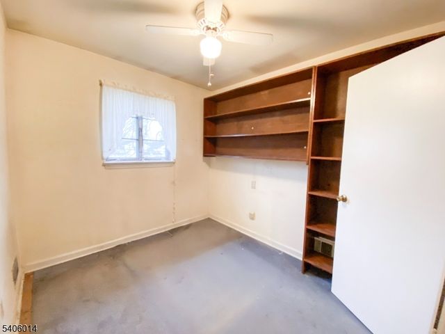 14 Pine St, Edison Twp., NJ 08817