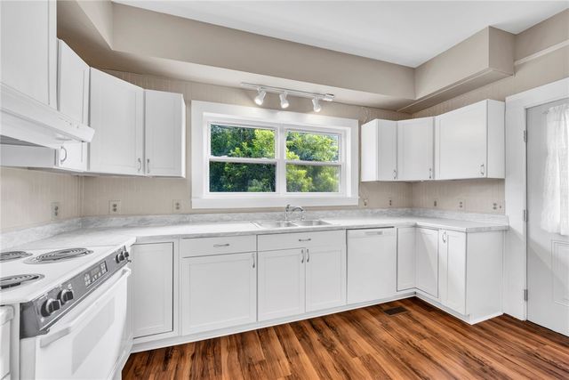 312 Cateechee Trail, Central, SC 29630