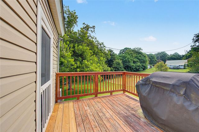 312 Cateechee Trail, Central, SC 29630