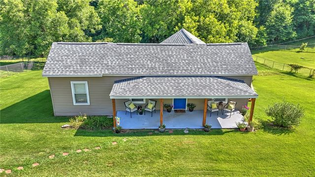 312 Cateechee Trail, Central, SC 29630
