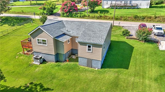 312 Cateechee Trail, Central, SC 29630