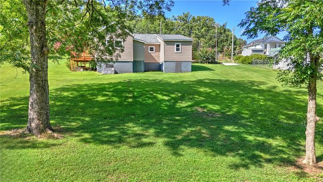 312 Cateechee Trail, Central, SC 29630