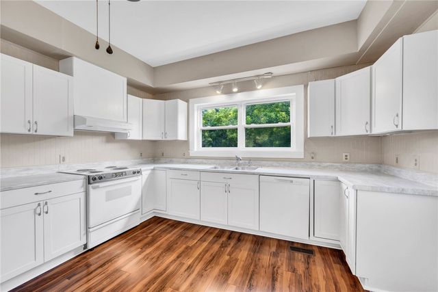 312 Cateechee Trail, Central, SC 29630