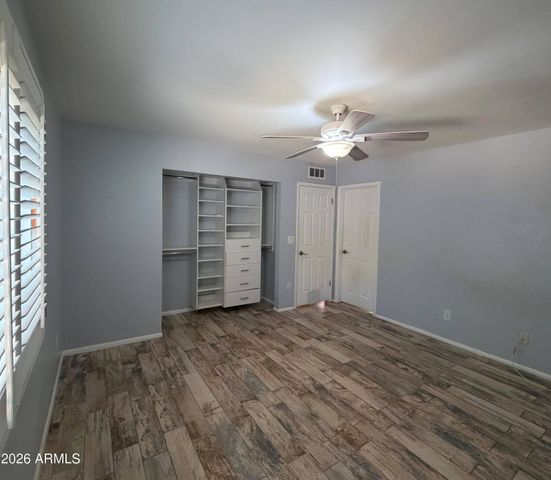 11815 N 65th Avenue, Glendale, AZ 85304