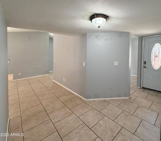 11815 N 65th Avenue, Glendale, AZ 85304