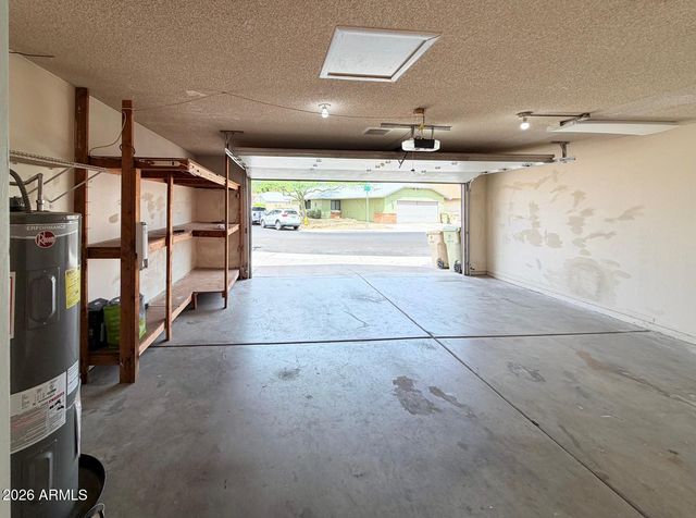 11815 N 65th Avenue, Glendale, AZ 85304