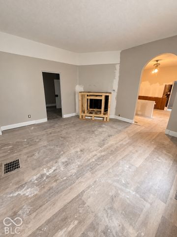 1530 Barth, Indianapolis, IN 46203