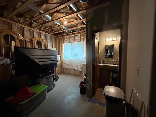 38 Mulberry Loop NE, Minot, ND 58703