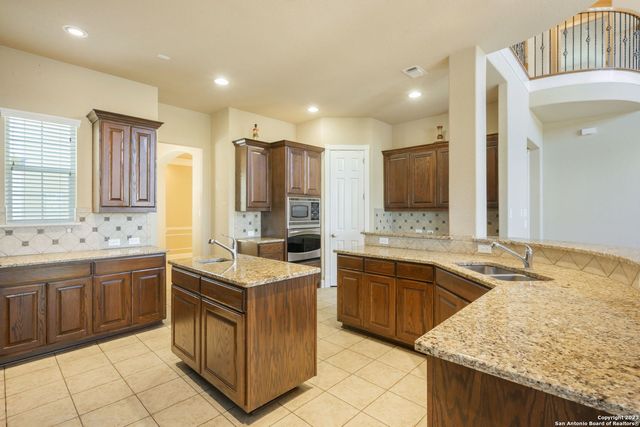 18223 Branson Falls, San Antonio, TX 78255