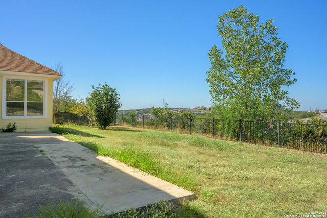 18223 Branson Falls, San Antonio, TX 78255