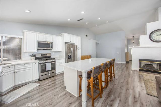 619 Donatello Dr, Corona, CA 92882