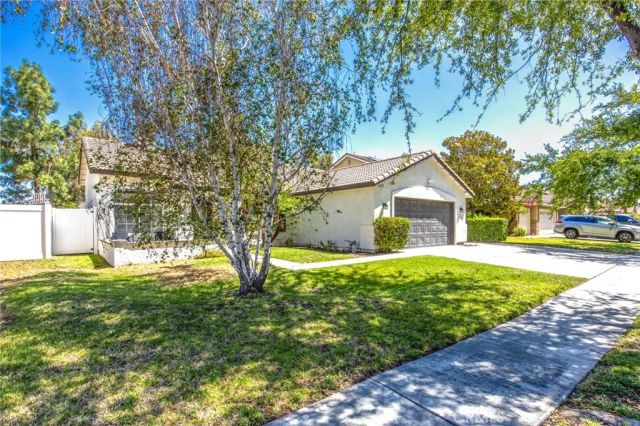 619 Donatello Dr, Corona, CA 92882