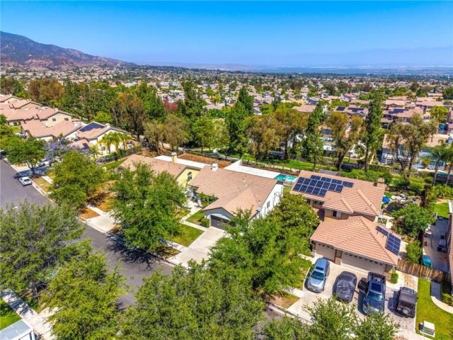 619 Donatello Dr, Corona, CA 92882