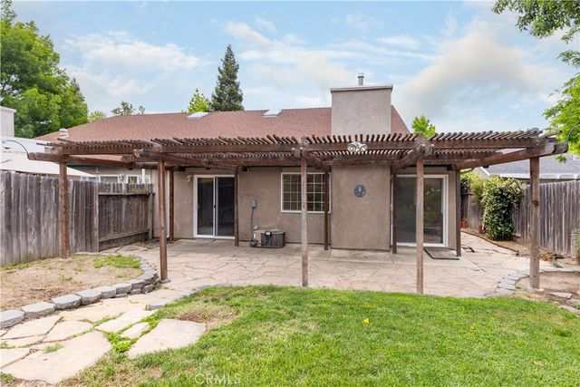 503 Turtle Creek, Paso Robles, CA 93446