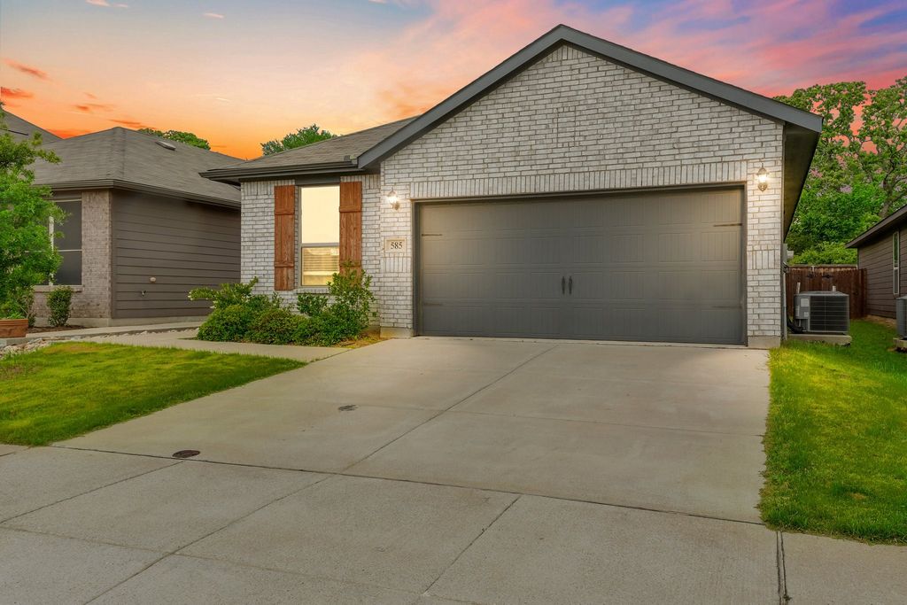 585 Concho Street, Aubrey, TX 76227