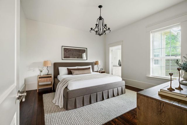 1105 Travis Heights BLVD, Austin, TX 78704