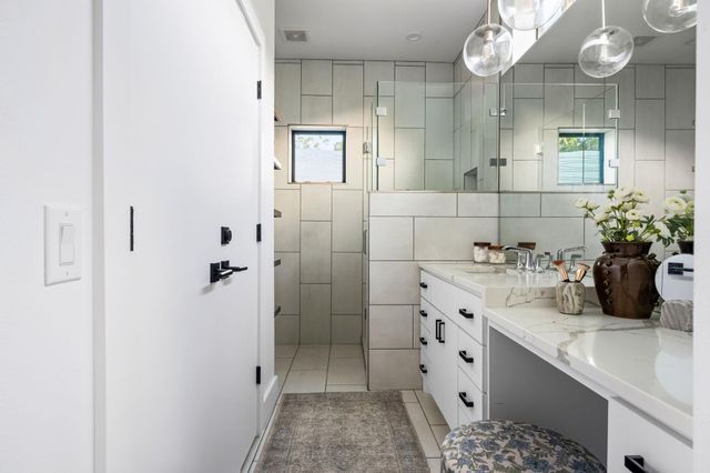 1105 Travis Heights BLVD, Austin, TX 78704