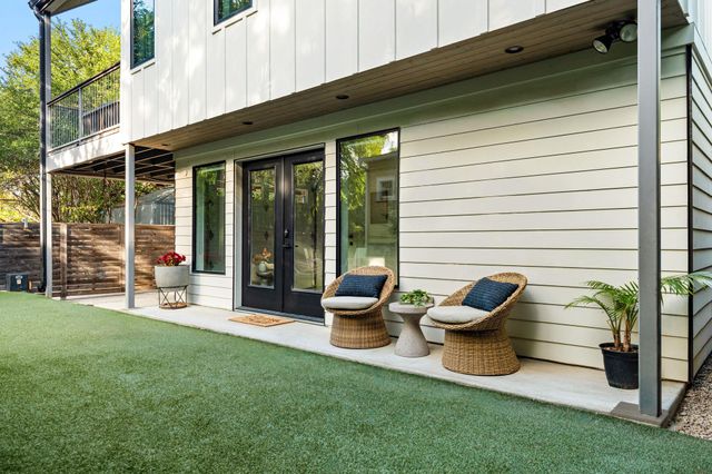 1105 Travis Heights BLVD, Austin, TX 78704