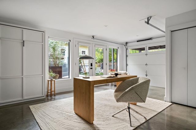 1105 Travis Heights BLVD, Austin, TX 78704