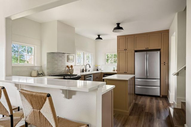 1105 Travis Heights BLVD, Austin, TX 78704