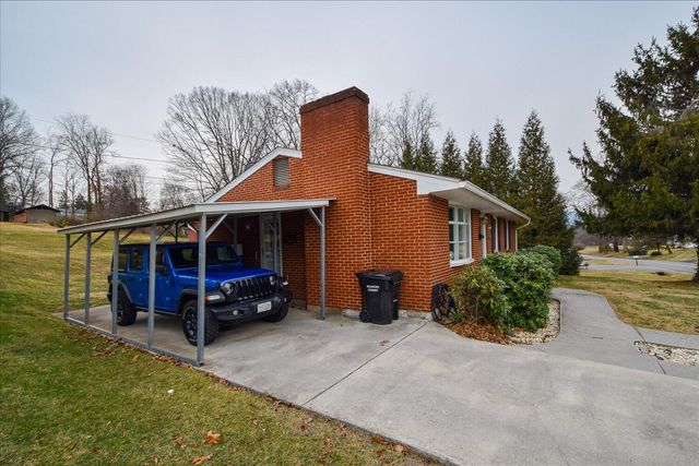 3418 Fleetwood AVE, Roanoke, VA 24015