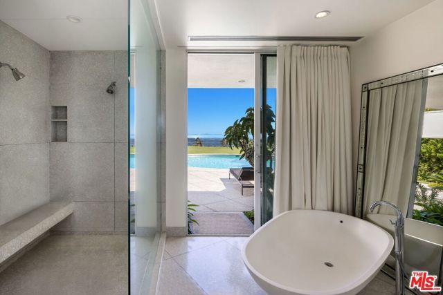 1012 Wallace, Beverly Hills, CA 90210