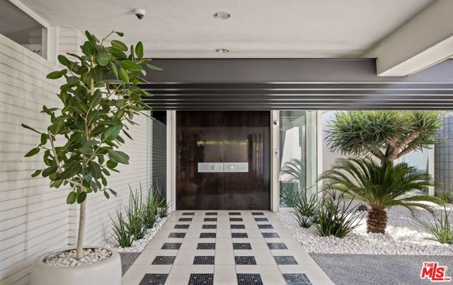 1012 Wallace, Beverly Hills, CA 90210