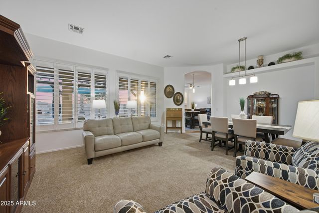 9747 E GREENWAY Street, Mesa, AZ 85207