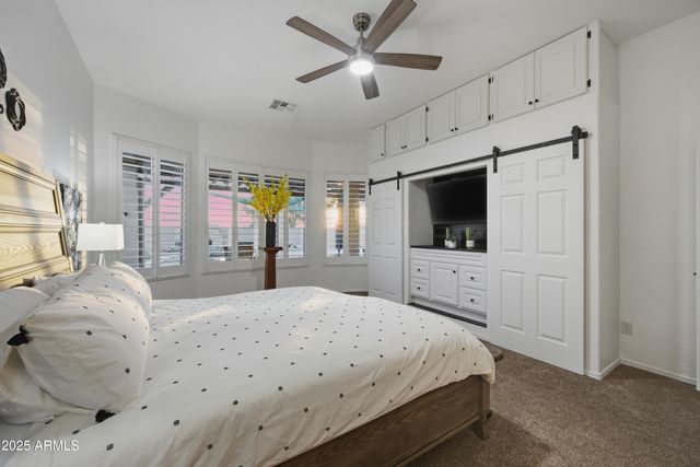 9747 E GREENWAY Street, Mesa, AZ 85207