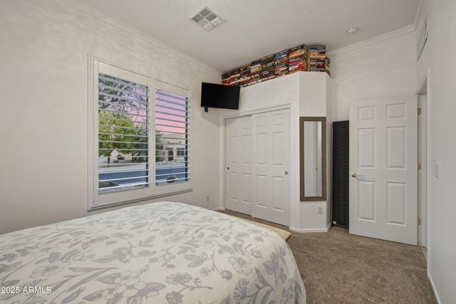 9747 E GREENWAY Street, Mesa, AZ 85207