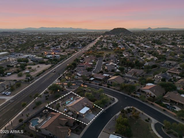 9747 E GREENWAY Street, Mesa, AZ 85207