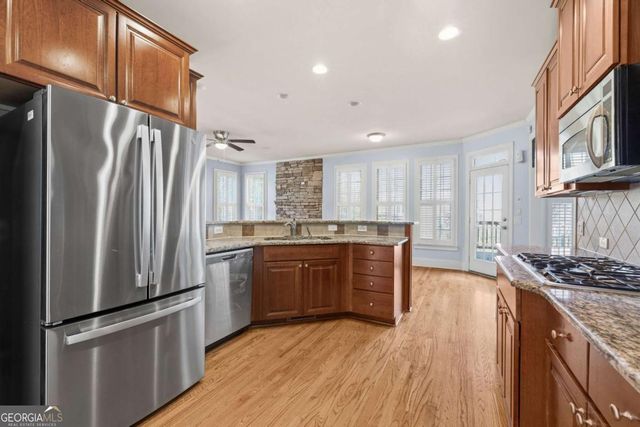 4530 Oak Brook Drive SE, Smyrna, GA 30082