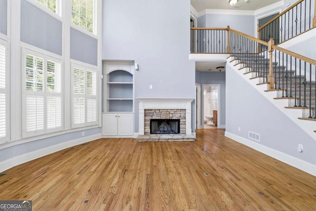 4530 Oak Brook Drive SE, Smyrna, GA 30082