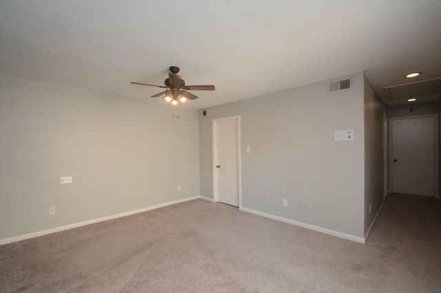 425 E Fair Harbor Lane, Houston, TX 77079